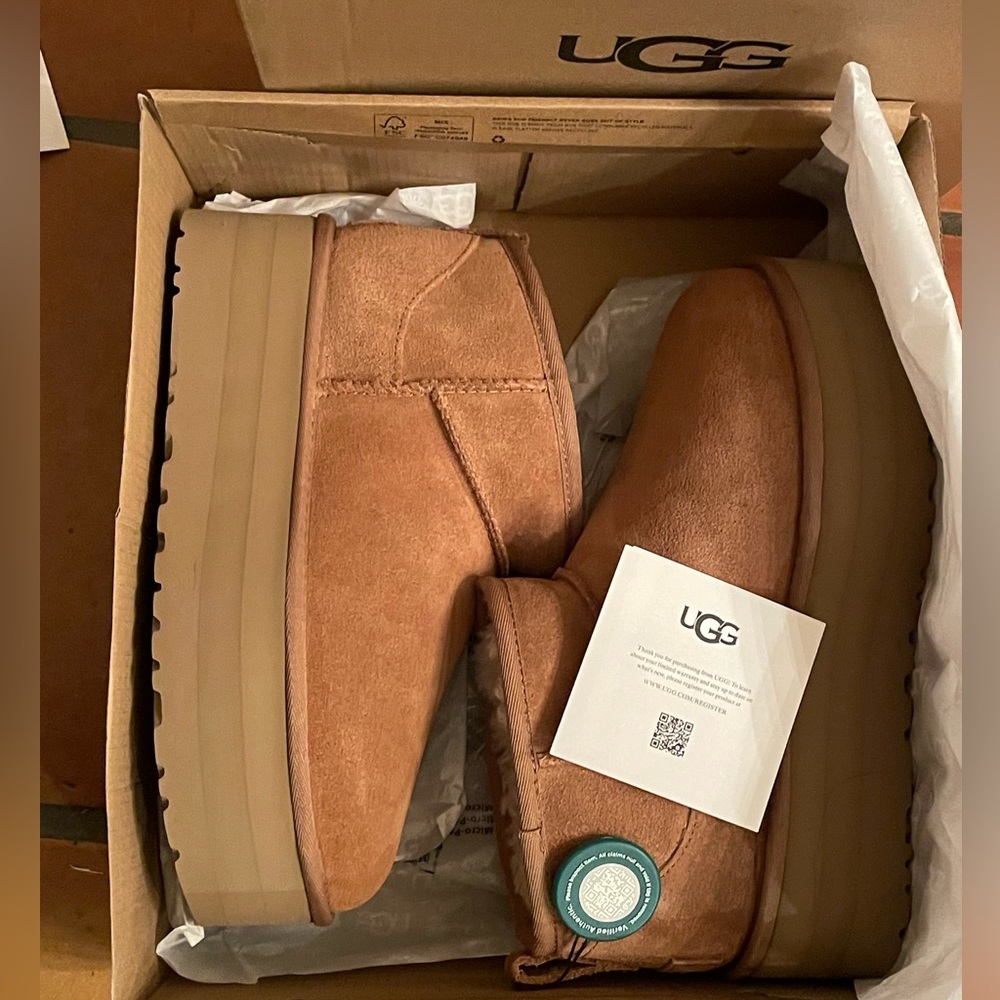 *New* UGG Ultra mini -PLATFORM. Chestnut